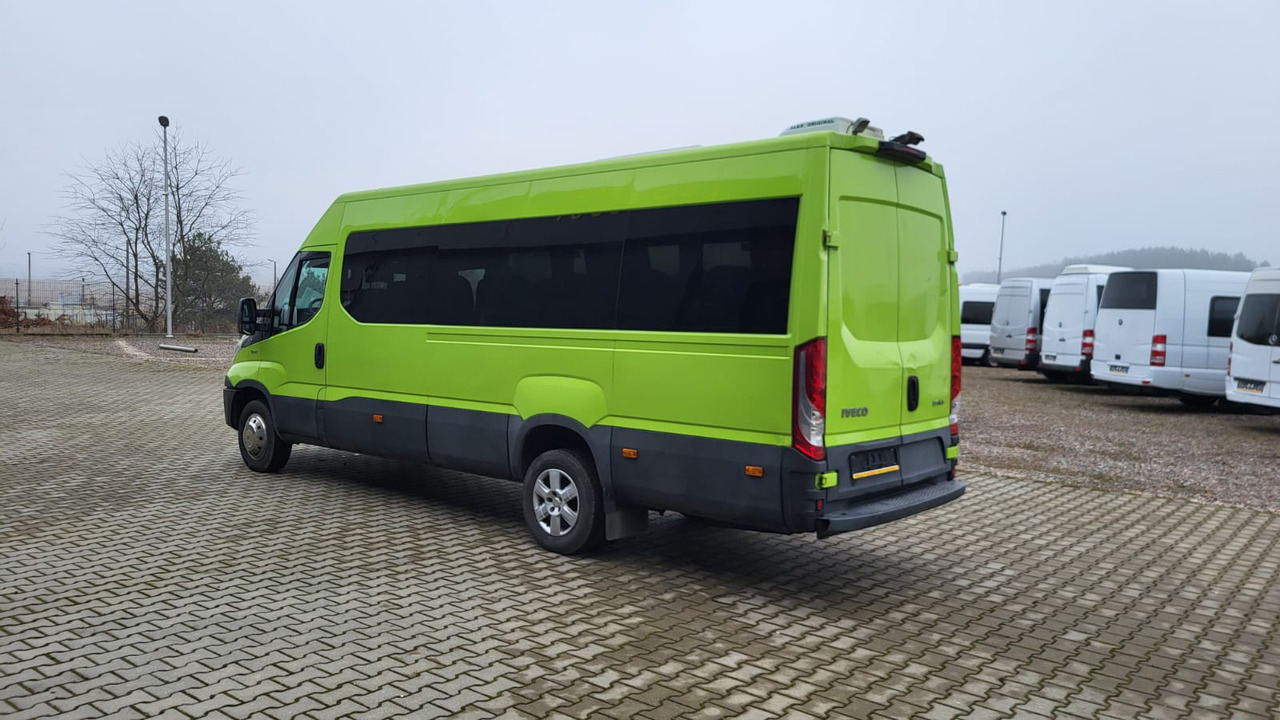 Minibús, Furgoneta de pasajeros Iveco Daily 24 places + 4 standing: foto 7