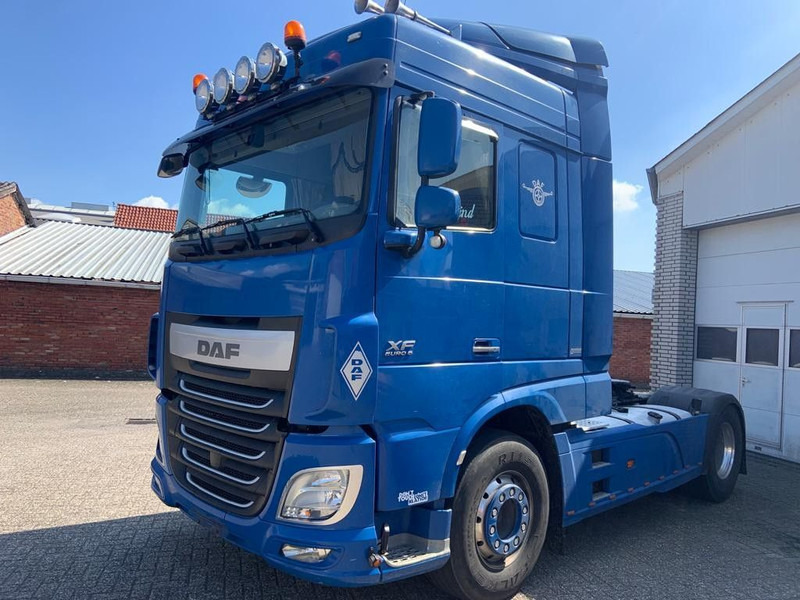 DAF XF 106.440PS SC SZM Top zustand 1-Hand - Cabeza tractora: foto 1 DAF XF 106.440PS SC SZM Top zustand 1-Hand - Cabeza tractora: foto 1