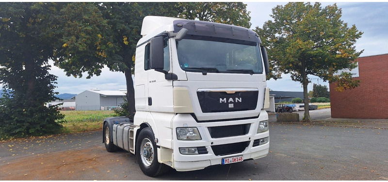 MAN TGX18.440H 4x4 SZM Kipphydraulik - Cabeza tractora: foto 1 MAN TGX18.440H 4x4 SZM Kipphydraulik - Cabeza tractora: foto 1
