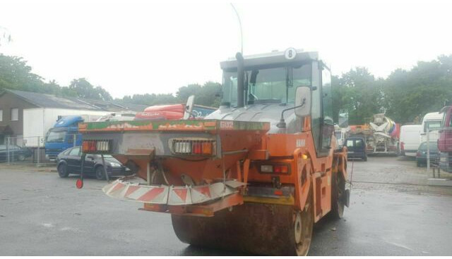 Hamm DV90 VO mit Streuer Klima German Maschine - Apisonadora de asfalto: foto 5 Hamm DV90 VO mit Streuer Klima German Maschine - Apisonadora de asfalto: foto 5