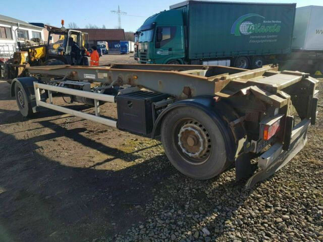 Huffermann HSA 1870 Abrollanhänger Deutsche Maschine - Remolque multilift/ Portacontenedores de cadenas: foto 1 Huffermann HSA 1870 Abrollanhänger Deutsche Maschine - Remolque multilift/ Portacontenedores de cadenas: foto 1