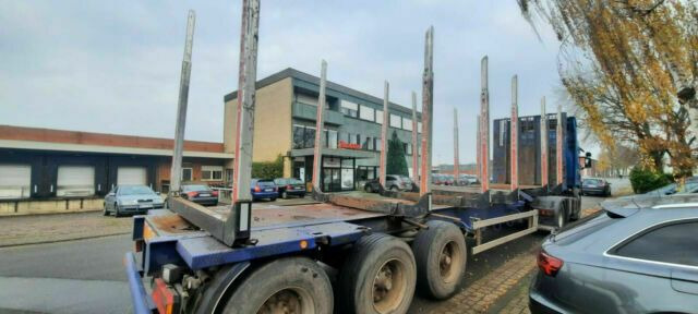 Kässbohrer SCV Plattform Mit Rungen 3 Achser - Semirremolque maderero: foto 2 Kässbohrer SCV Plattform Mit Rungen 3 Achser - Semirremolque maderero: foto 2