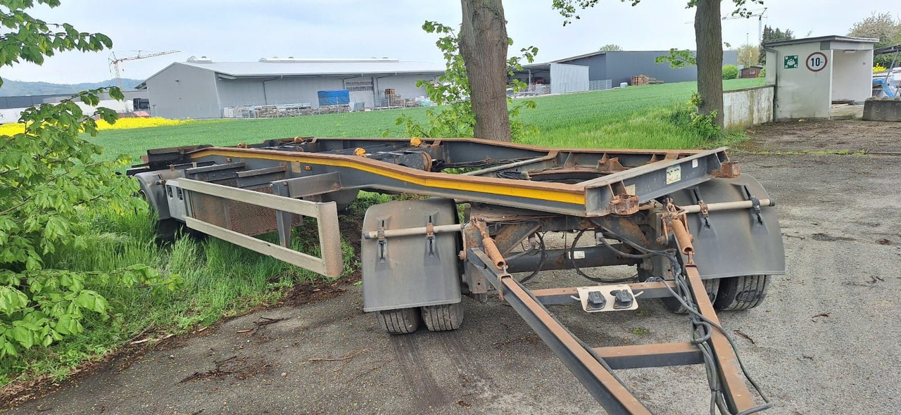 Lafaro Löwe LCS 218 Abrollanhänger - Remolque multilift/ Portacontenedores de cadenas: foto 1 Lafaro Löwe LCS 218 Abrollanhänger - Remolque multilift/ Portacontenedores de cadenas: foto 1