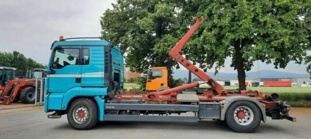 MAN TGS 18.440 Abroller mit Funk +Kran vor. - Camión multibasculante, Camión grúa: foto 4 MAN TGS 18.440 Abroller mit Funk +Kran vor. - Camión multibasculante, Camión grúa: foto 4
