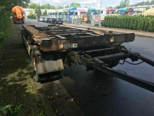 Meiller K18 ZL5 Deutsches Fahrzeug - Remolque multilift/ Portacontenedores de cadenas: foto 4 Meiller K18 ZL5 Deutsches Fahrzeug - Remolque multilift/ Portacontenedores de cadenas: foto 4