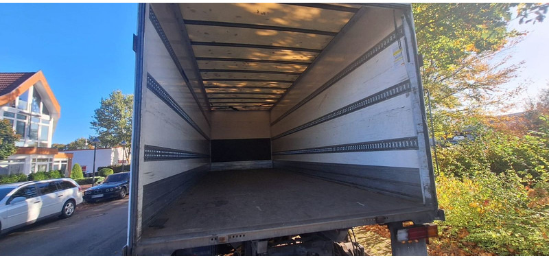 Mercedes-Benz 2540 Koffer mit LBW - Camión caja cerrada: foto 5 Mercedes-Benz 2540 Koffer mit LBW - Camión caja cerrada: foto 5