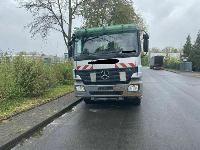 Mercedes-Benz 2641 Absetzer 6x2 Blatt/Luft Klima AHK - Camión portacontenedor de cadenas: foto 1 Mercedes-Benz 2641 Absetzer 6x2 Blatt/Luft Klima AHK - Camión portacontenedor de cadenas: foto 1