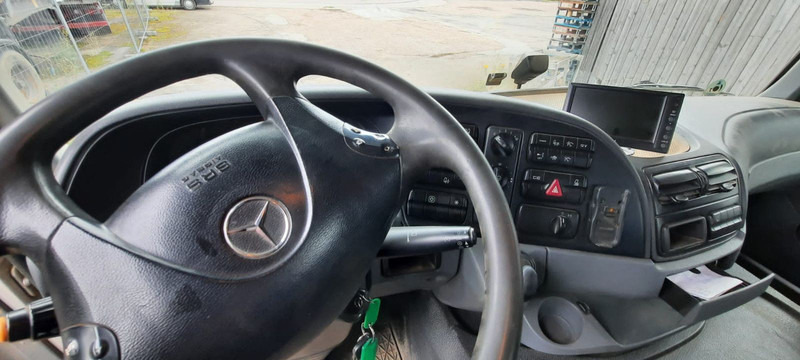 Mercedes-Benz 2641K 6x2 Abroller Klima - Camión multibasculante: foto 5 Mercedes-Benz 2641K 6x2 Abroller Klima - Camión multibasculante: foto 5