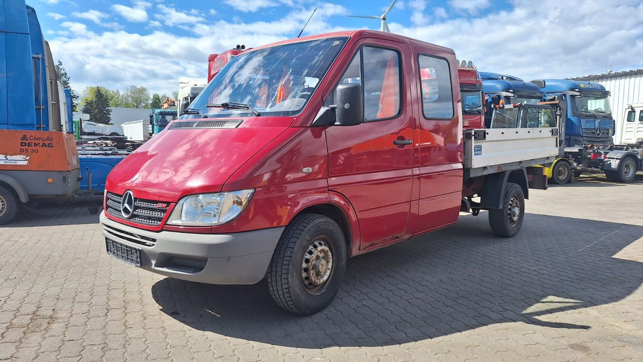 Mercedes-Benz 313 Pritsche Doppelkabine - Furgoneta caja abierta, Furgoneta combi: foto 2 Mercedes-Benz 313 Pritsche Doppelkabine - Furgoneta caja abierta, Furgoneta combi: foto 2