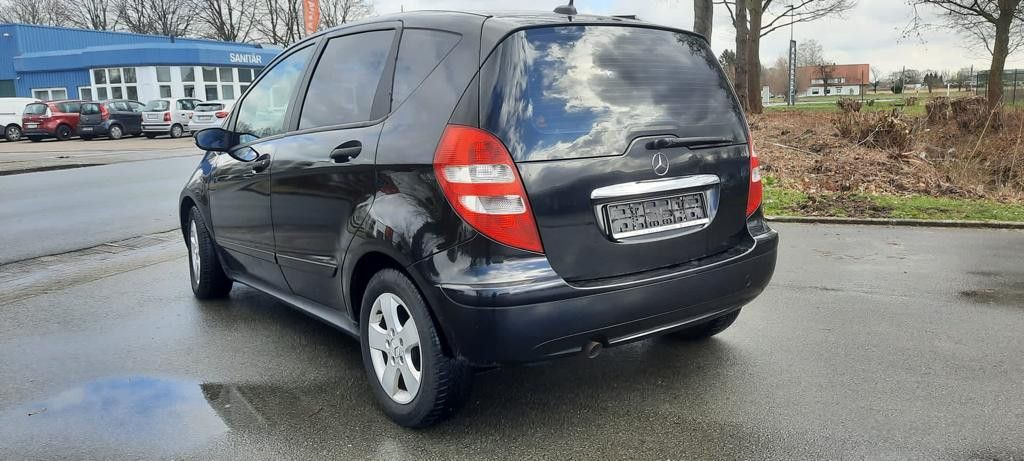Mercedes-Benz A 180 CDI AVANTGARDE - Sedan: foto 4 Mercedes-Benz A 180 CDI AVANTGARDE - Sedan: foto 4