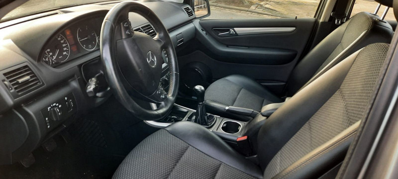 Hatchback Mercedes-Benz A-Klasse 180 A 180 CDI AVANTGARDE: foto 7