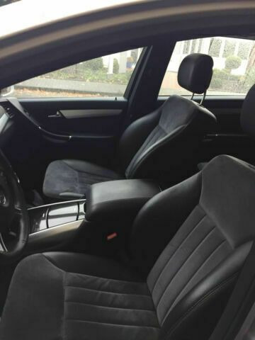 Mercedes-Benz R 320 CDI L 4Matic 7G-TRONIC DPF AMG-Paket - Furgoneta de pasajeros: foto 4 Mercedes-Benz R 320 CDI L 4Matic 7G-TRONIC DPF AMG-Paket - Furgoneta de pasajeros: foto 4