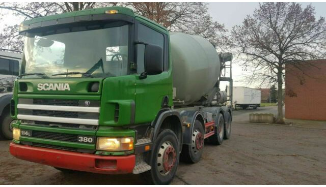 Scania 124-380PS 8x4 9-Qubik Stetter Euro:4 ZF-Schalte - Camión hormigonera: foto 2 Scania 124-380PS 8x4 9-Qubik Stetter Euro:4 ZF-Schalte - Camión hormigonera: foto 2