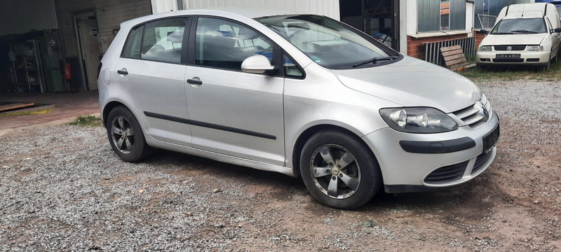 Volkswagen Golf Plus 1.9 TDI DSG DPF Comfortline - Hatchback: foto 1 Volkswagen Golf Plus 1.9 TDI DSG DPF Comfortline - Hatchback: foto 1
