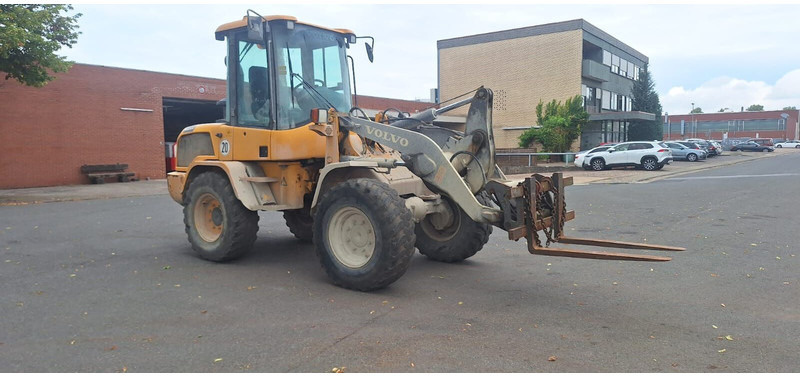Volvo L30G - Cargadora de ruedas: foto 1 Volvo L30G - Cargadora de ruedas: foto 1