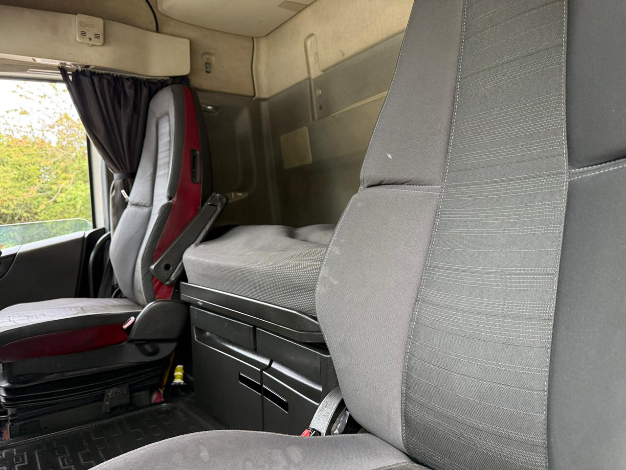 Cabeza tractora 2016 Volvo FH 460 Tractor Unit: foto 28 Cabeza tractora 2016 Volvo FH 460 Tractor Unit: foto 28