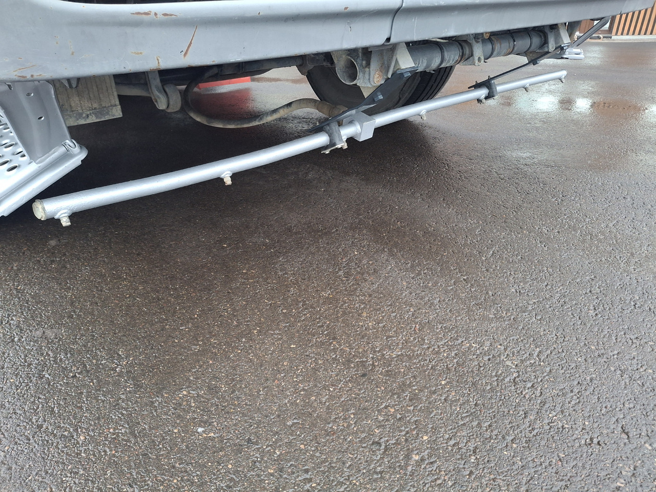 Barredora vial MERCEDES-BENZ Axor 1829 Zamiatarka Kehrmaschine Johnston 2 Motoren Karcher L/R: foto 14