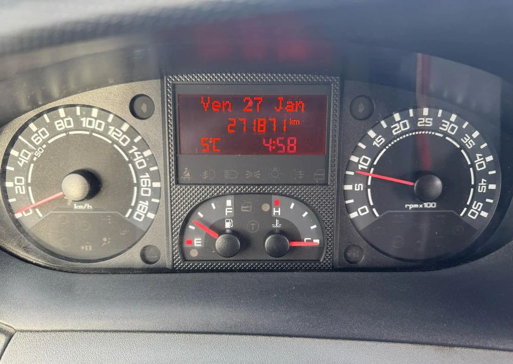 Minibús, Furgoneta de pasajeros Iveco Daily: foto 16