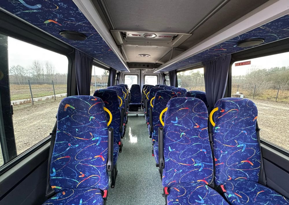 Minibús, Furgoneta de pasajeros Iveco Daily: foto 9
