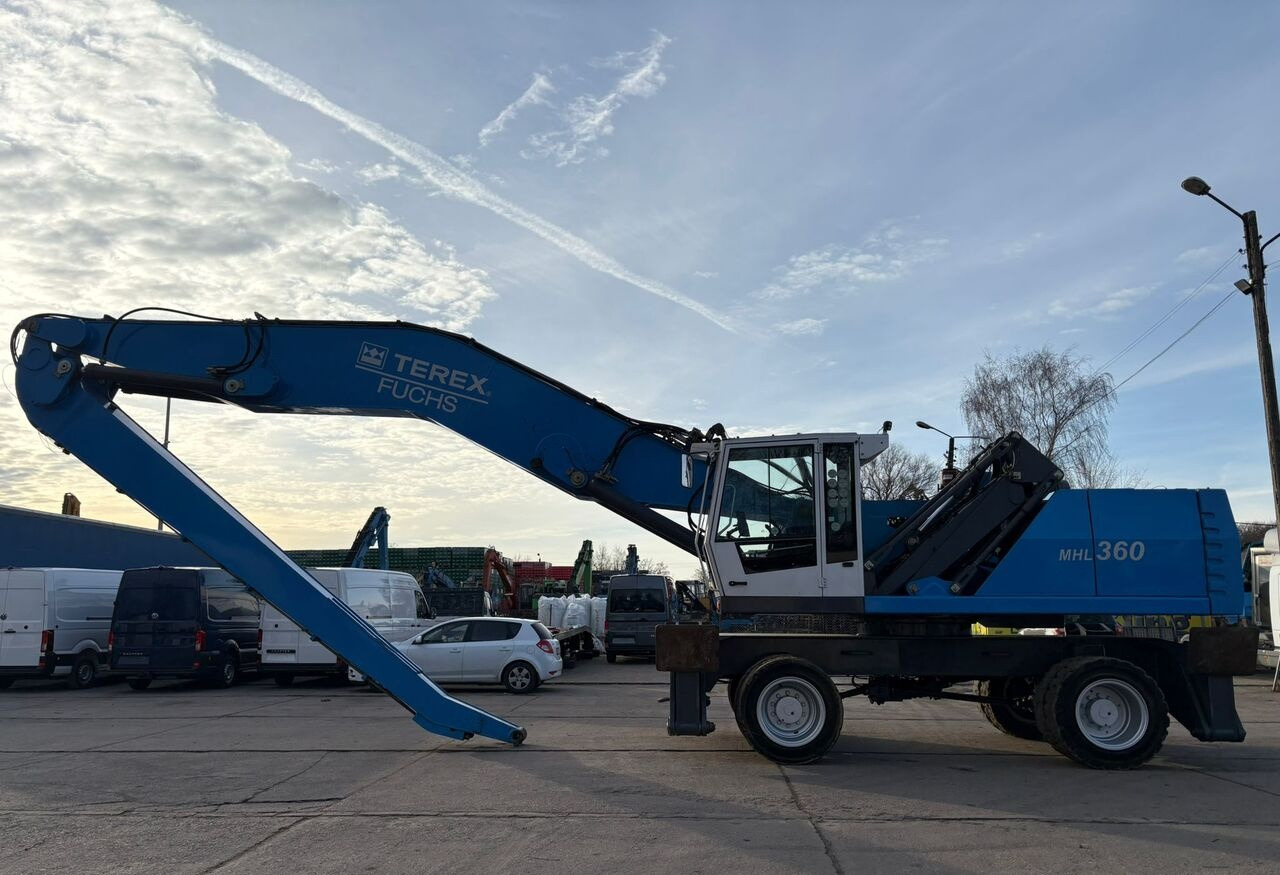 Terex-Fuchs Fuchs MHL 360 D - Manipulador de materiales: foto 1 Terex-Fuchs Fuchs MHL 360 D - Manipulador de materiales: foto 1