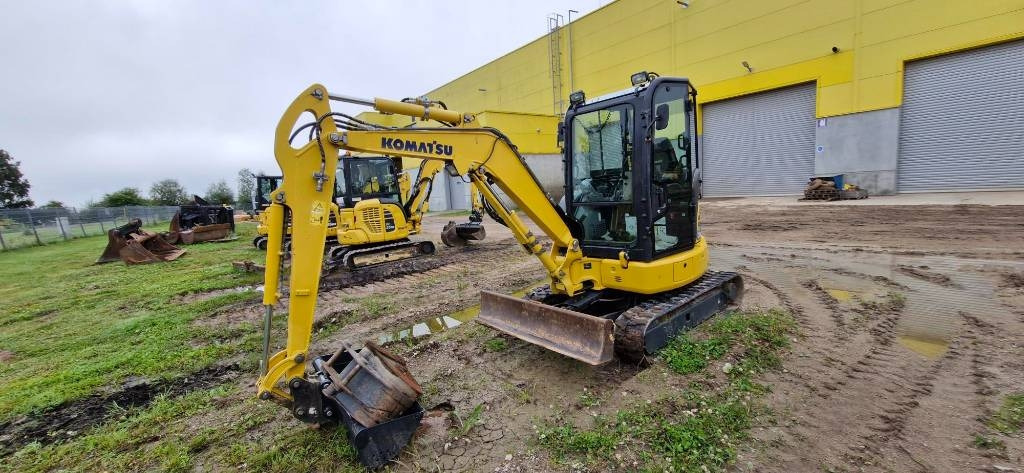 Komatsu PC 30 MR-5 - Miniexcavadora: foto 2 Komatsu PC 30 MR-5 - Miniexcavadora: foto 2