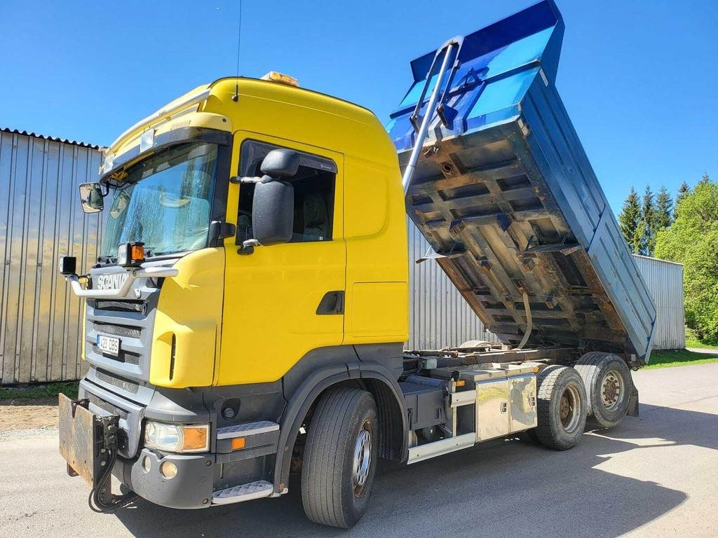 Scania R620 6X2*4 - Camión volquete: foto 1 Scania R620 6X2*4 - Camión volquete: foto 1