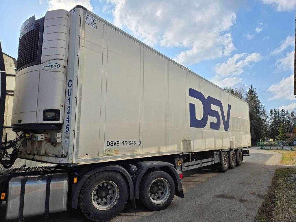 Schmitz Cargobull Sko 24/l-13.4fp45cooldb  - Semirremolque frigorífico: foto 1 Schmitz Cargobull Sko 24/l-13.4fp45cooldb  - Semirremolque frigorífico: foto 1