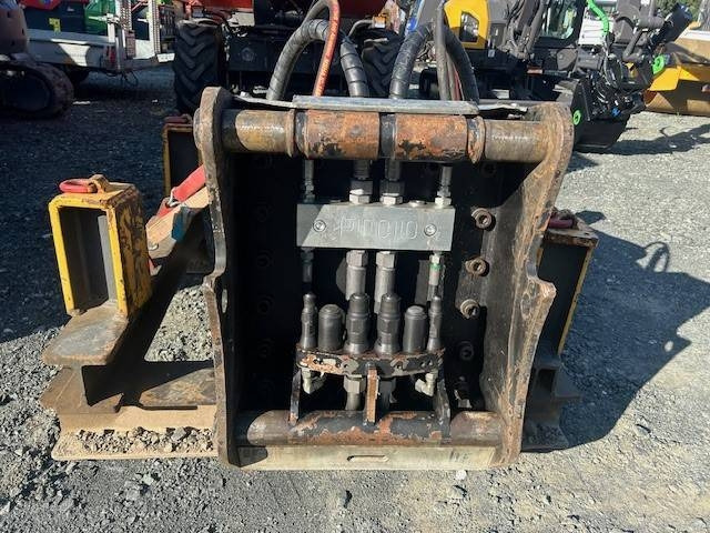 VTN FH 21 mit OQ70/55 - Cizalla de demolición: foto 5 VTN FH 21 mit OQ70/55 - Cizalla de demolición: foto 5