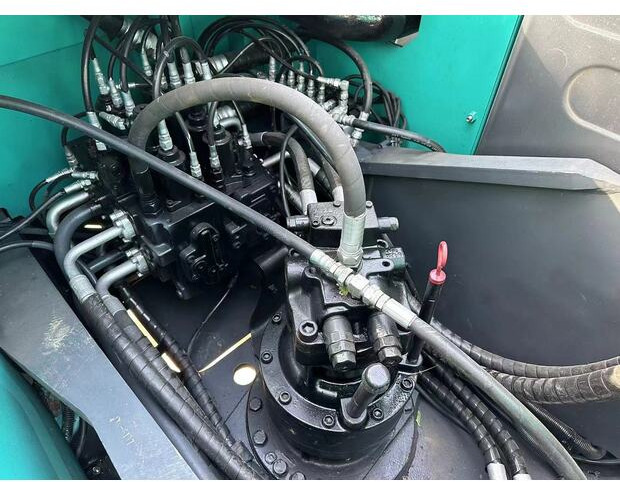 Excavadora de cadenas 2020 KOBELCO SK200D: foto 9