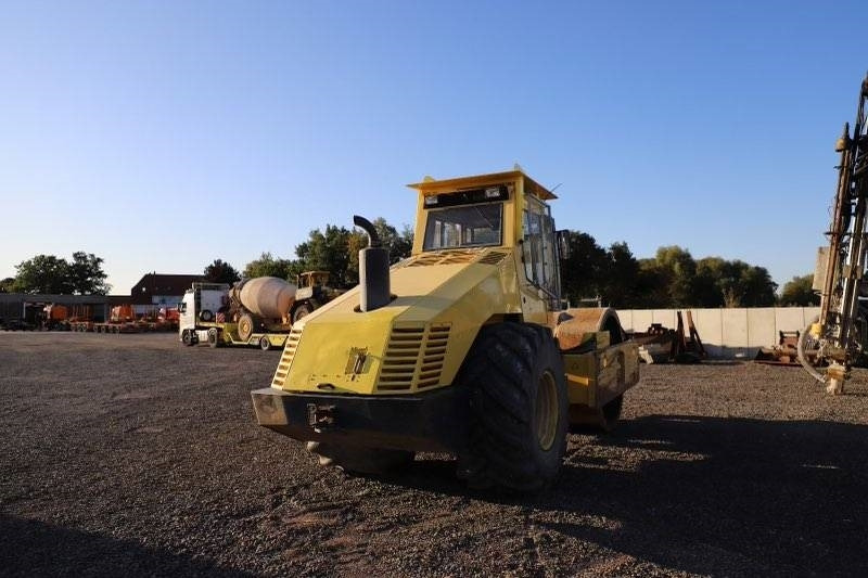 Apisonadora de asfalto Bomag BW 225 D-3: foto 15