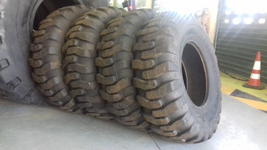 Goodyear 3565R33 L5 - Neumático para Maquinaria de construcción: foto 1 Goodyear 3565R33 L5 - Neumático para Maquinaria de construcción: foto 1