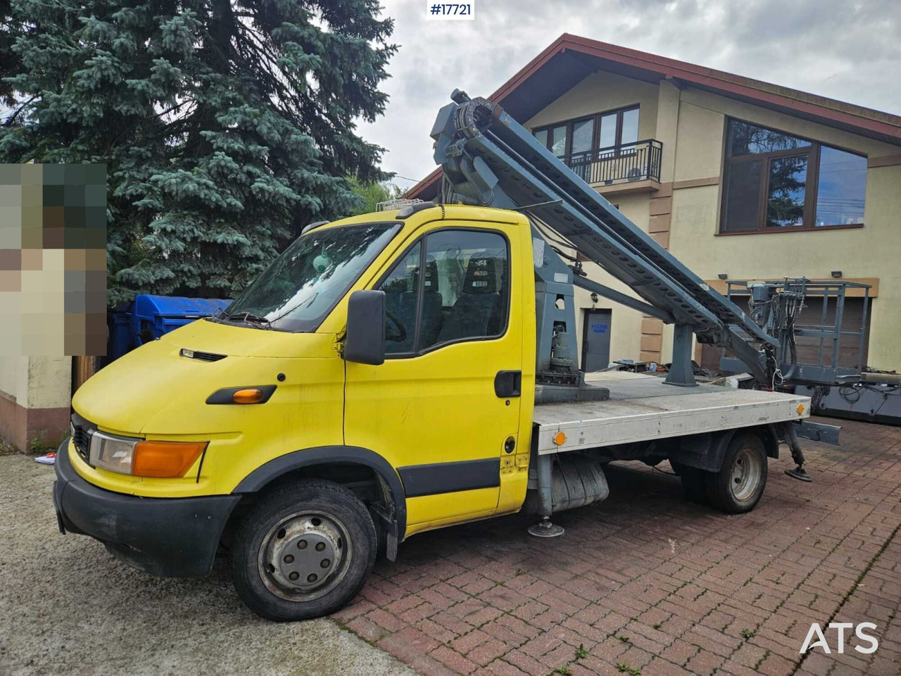 2000 Iveco Daily 35C11 - Plataforma elevadora remolcable: foto 2 2000 Iveco Daily 35C11 - Plataforma elevadora remolcable: foto 2