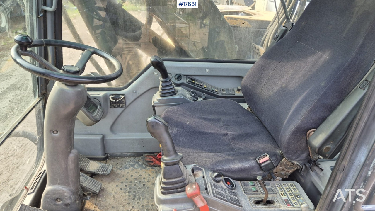 Excavadora de ruedas 2004 Volvo EW 160B: foto 15