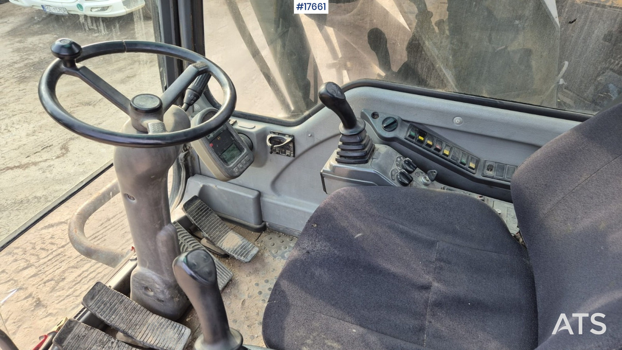 Excavadora de ruedas 2004 Volvo EW 160B: foto 18