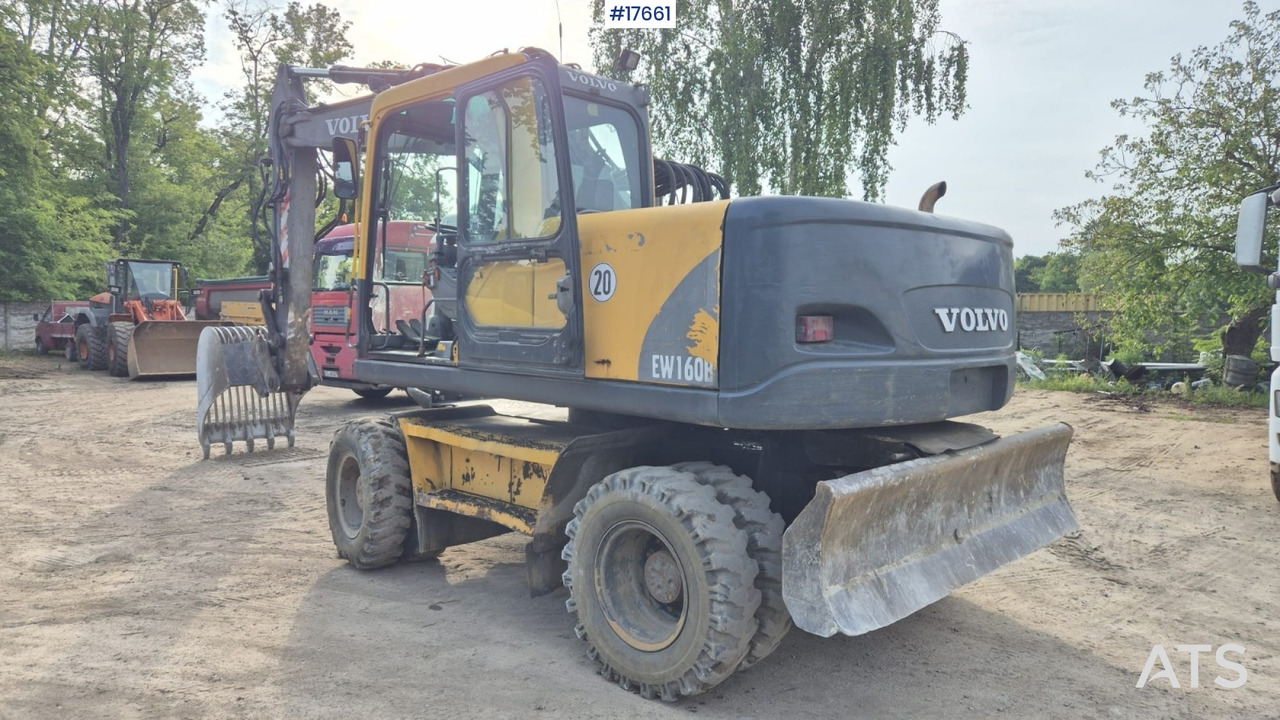 Excavadora de ruedas 2004 Volvo EW 160B: foto 9