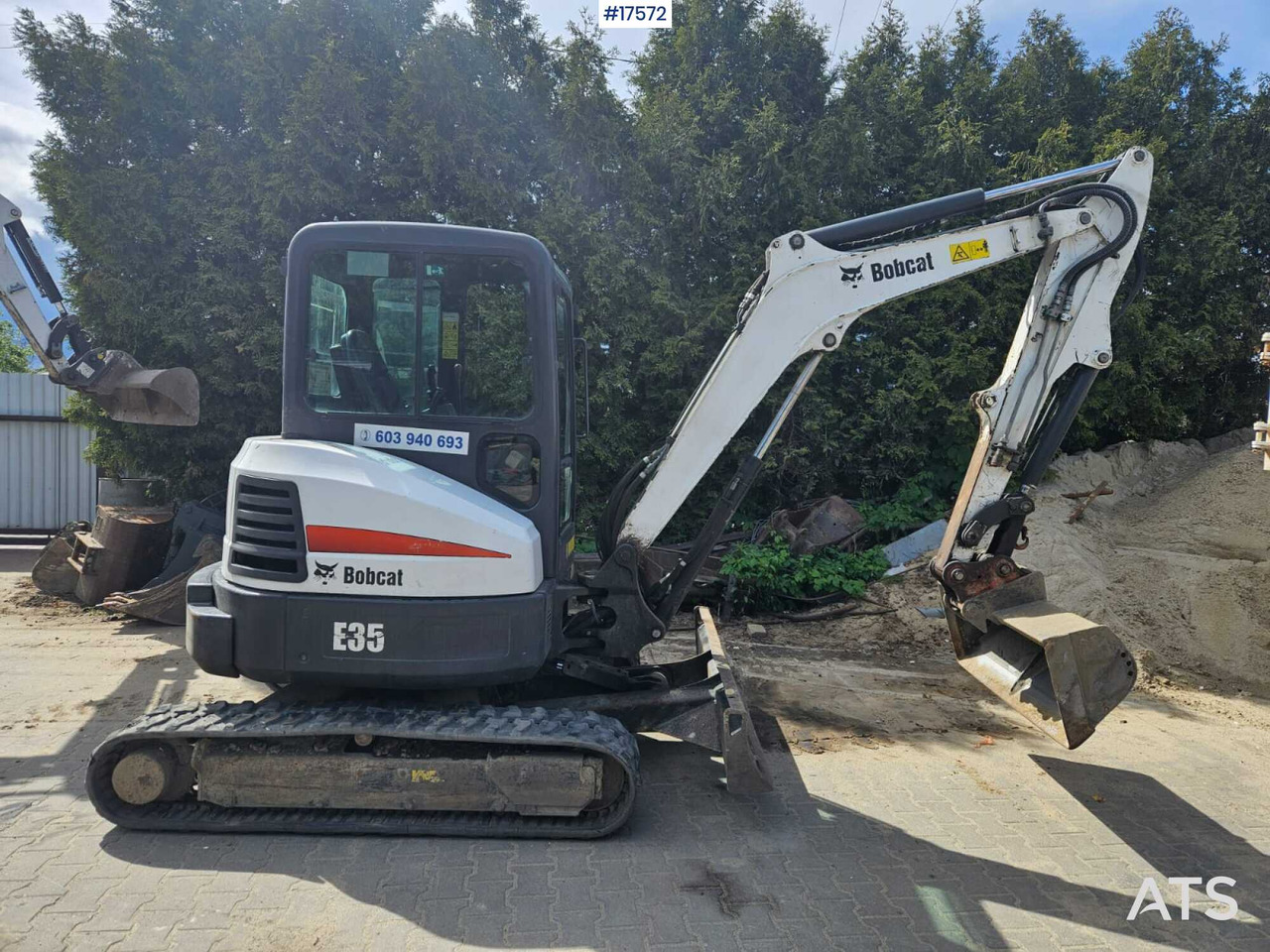 2011 Bobcat E35 - Miniexcavadora: foto 1 2011 Bobcat E35 - Miniexcavadora: foto 1