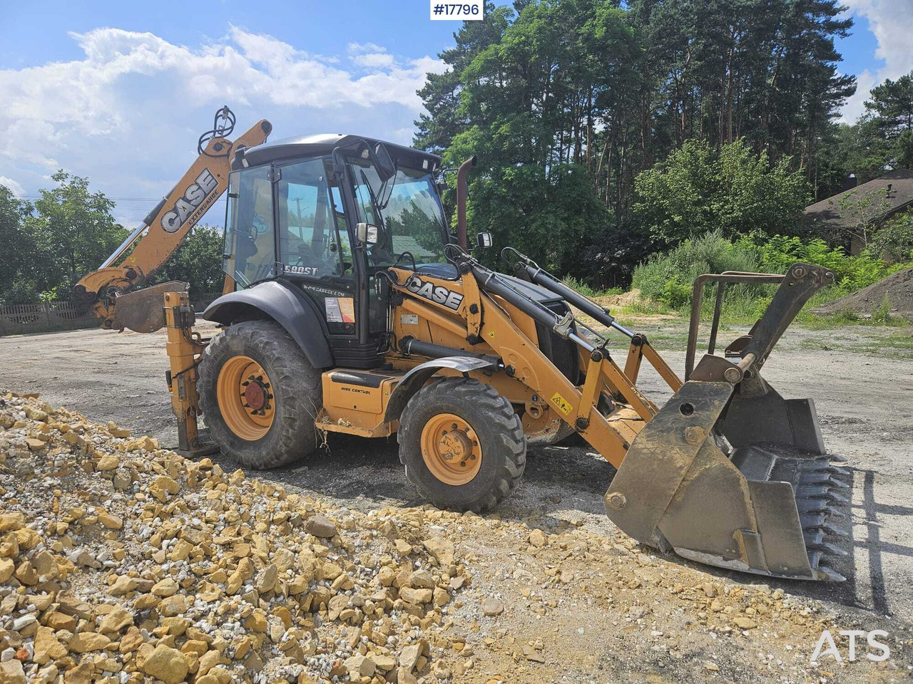 Retroexcavadora 2014 Case ST 580: foto 1