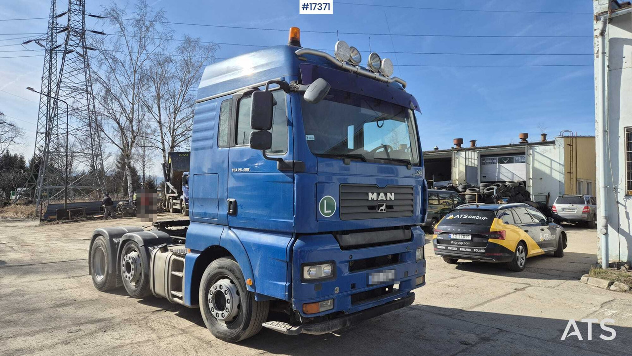 Truck tractor MAN TGA 26.480 6x2 (2007) - Cabeza tractora: foto 1 Truck tractor MAN TGA 26.480 6x2 (2007) - Cabeza tractora: foto 1