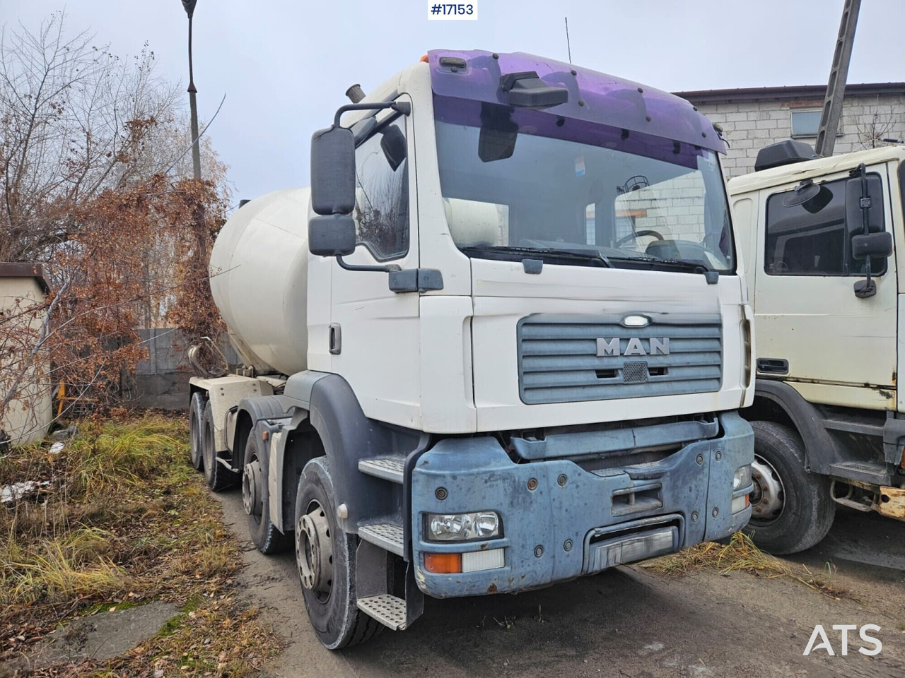 Concrete mixer on MAN TGA 35.360 8x4 chassis (2004) - Camión hormigonera: foto 1 Concrete mixer on MAN TGA 35.360 8x4 chassis (2004) - Camión hormigonera: foto 1