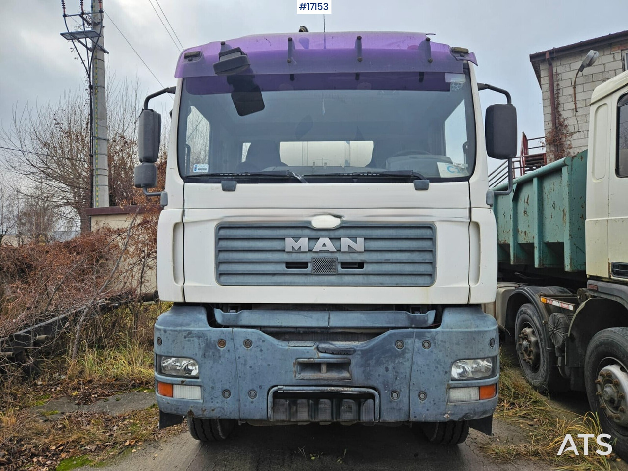 Concrete mixer on MAN TGA 35.360 8x4 chassis (2004) - Camión hormigonera: foto 2 Concrete mixer on MAN TGA 35.360 8x4 chassis (2004) - Camión hormigonera: foto 2