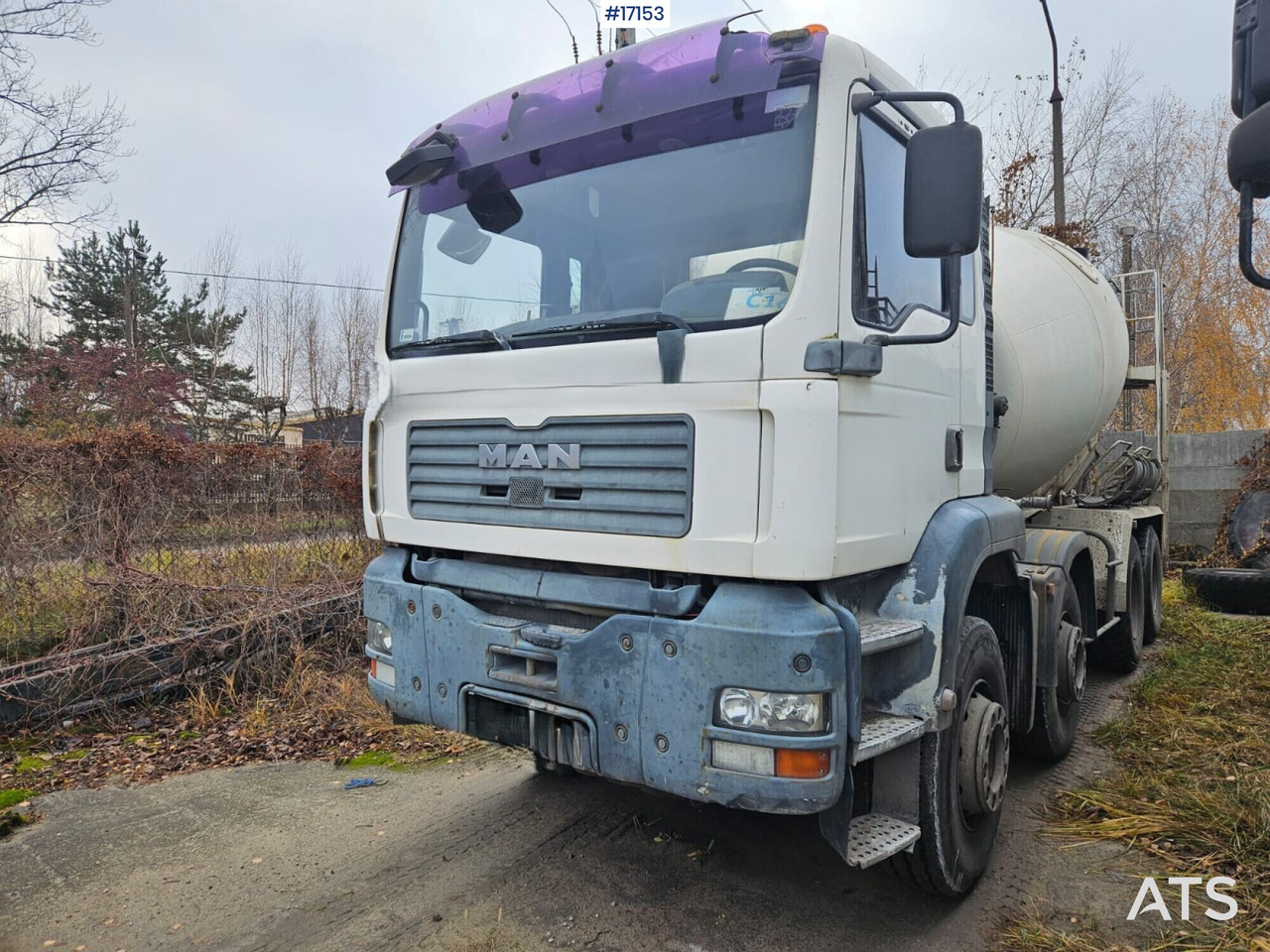 Concrete mixer on MAN TGA 35.360 8x4 chassis (2004) - Camión hormigonera: foto 3 Concrete mixer on MAN TGA 35.360 8x4 chassis (2004) - Camión hormigonera: foto 3