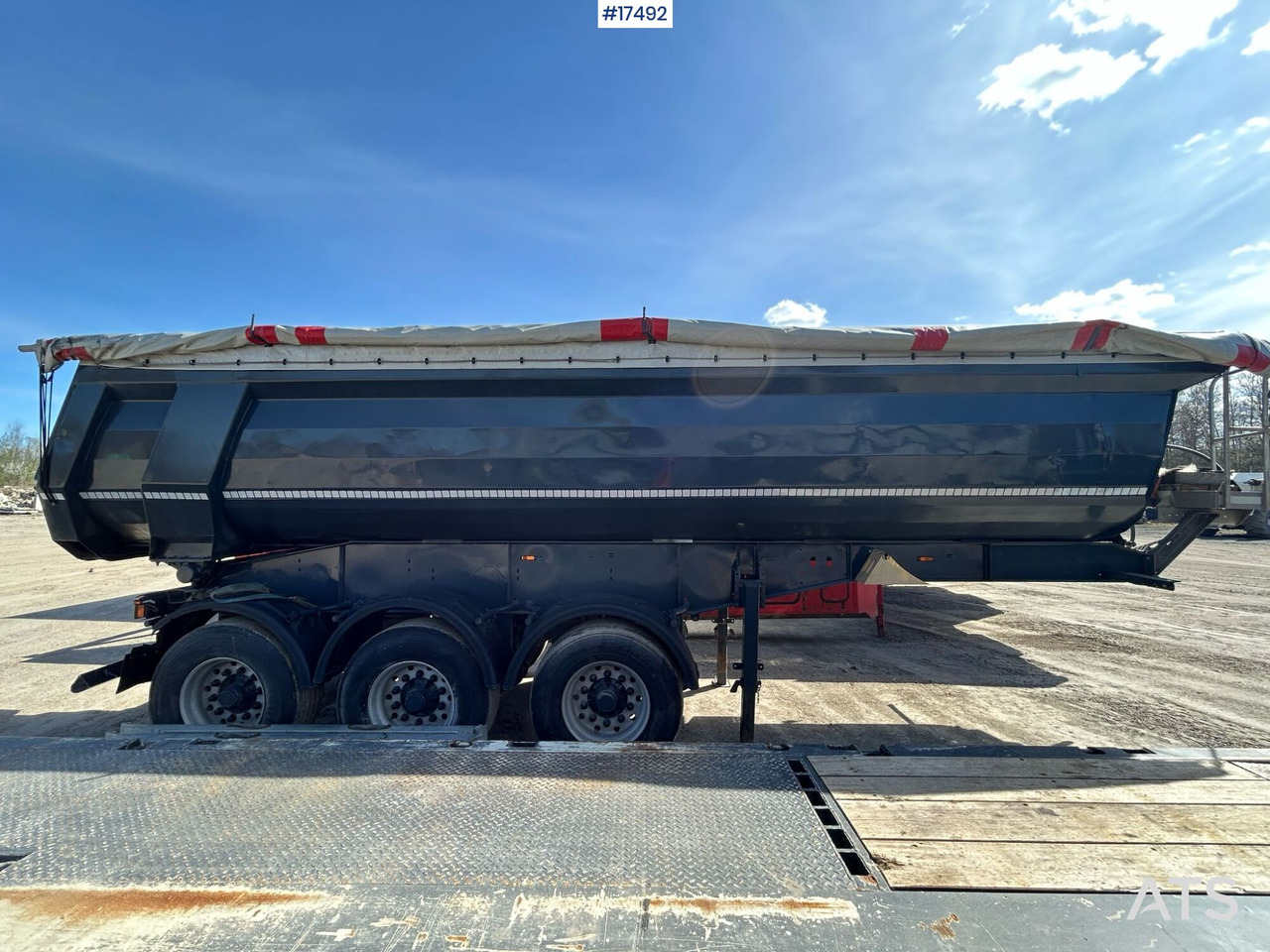 Semi-trailer truck, tipper SCHWARZMULLER K-serie (2013) - Semirremolque volquete: foto 1 Semi-trailer truck, tipper SCHWARZMULLER K-serie (2013) - Semirremolque volquete: foto 1