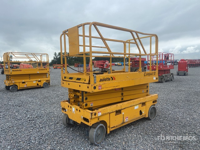 2012 Haulotte Compact 10 Electric Scissor Lift - Plataforma de tijeras: foto 2 2012 Haulotte Compact 10 Electric Scissor Lift - Plataforma de tijeras: foto 2