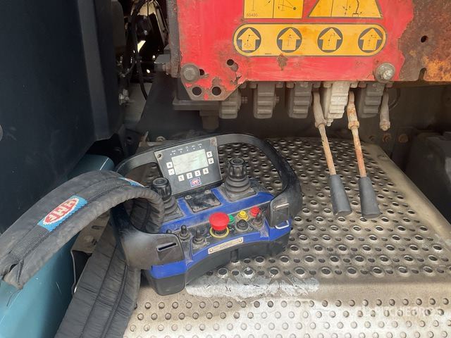 2012 Mercedes-Benz Actros 930.20 2012 HMF 3000-K3 Articulated Bo ... Flatbed Truck with Crane - Camión caja abierta, Camión grúa: foto 5 2012 Mercedes-Benz Actros 930.20 2012 HMF 3000-K3 Articulated Bo ... Flatbed Truck with Crane - Camión caja abierta, Camión grúa: foto 5