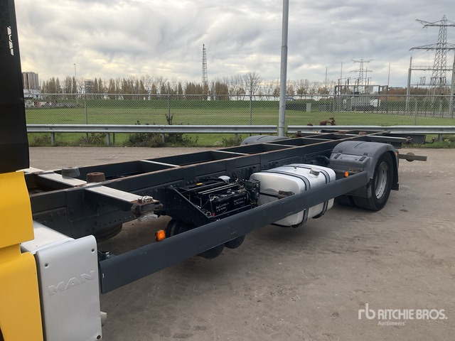 2014 MAN TGX 18.400 4x2 Sleeper Container Truck - Camión portacontenedore/ Intercambiable: foto 5 2014 MAN TGX 18.400 4x2 Sleeper Container Truck - Camión portacontenedore/ Intercambiable: foto 5