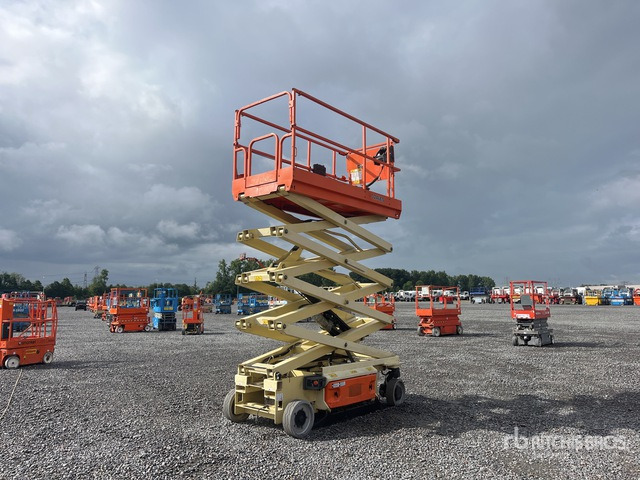 2015 JLG 3246ES Electric Scissor Lift - Plataforma de tijeras: foto 3 2015 JLG 3246ES Electric Scissor Lift - Plataforma de tijeras: foto 3