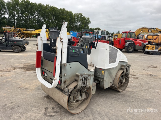 2018 Bomag BW120 AD-5 Double Drum Roller - Apisonadora de asfalto: foto 3 2018 Bomag BW120 AD-5 Double Drum Roller - Apisonadora de asfalto: foto 3