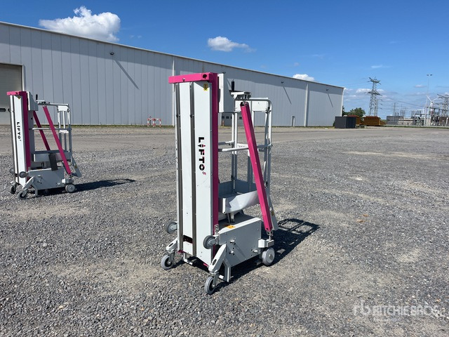 2019 LIFTO Vertical Mast Lift - Plataforma de mástil vertical: foto 2 2019 LIFTO Vertical Mast Lift - Plataforma de mástil vertical: foto 2