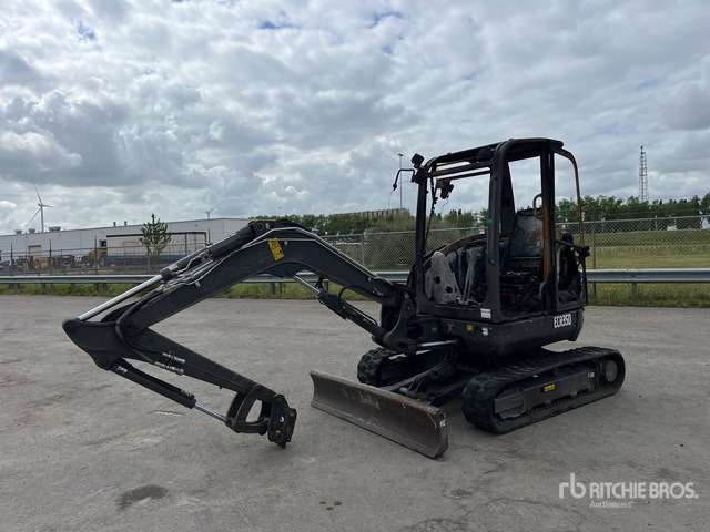 2021 Volvo ECR35D (Inoperable) Mini Excavator: <6.6t - Miniexcavadora: foto 1 2021 Volvo ECR35D (Inoperable) Mini Excavator: <6.6t - Miniexcavadora: foto 1