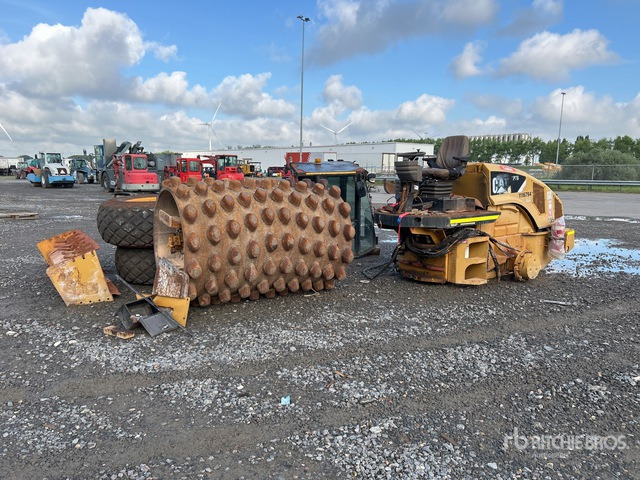Cat CP76 Padfoot Drum Compactor - Desbrozadora de martillos/ Trituradora: foto 1 Cat CP76 Padfoot Drum Compactor - Desbrozadora de martillos/ Trituradora: foto 1